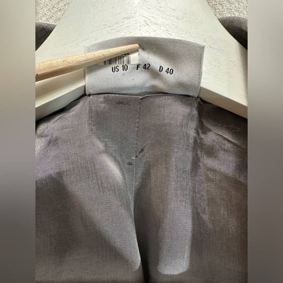 Akris punto size 10 women’s dress coat. Gray wool/elastane - Picture 3 of 7